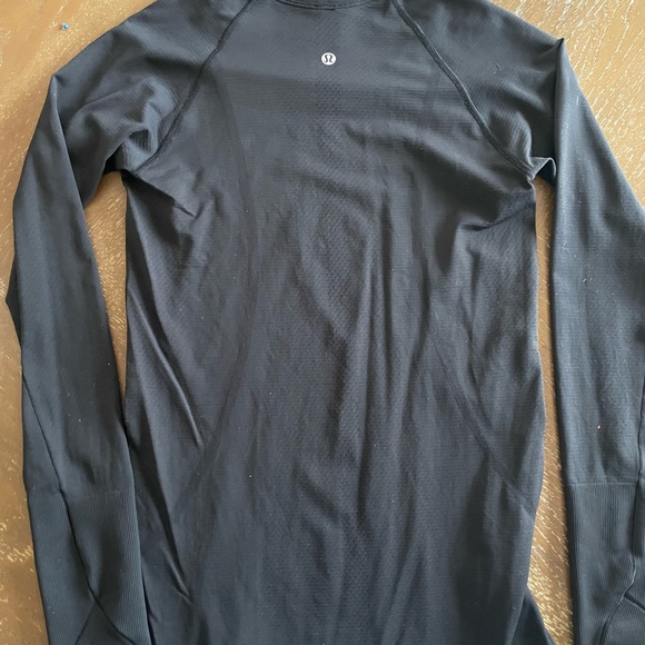 Lululemon swiftly tech long sleeve 2.0 - Picture 3 of 3